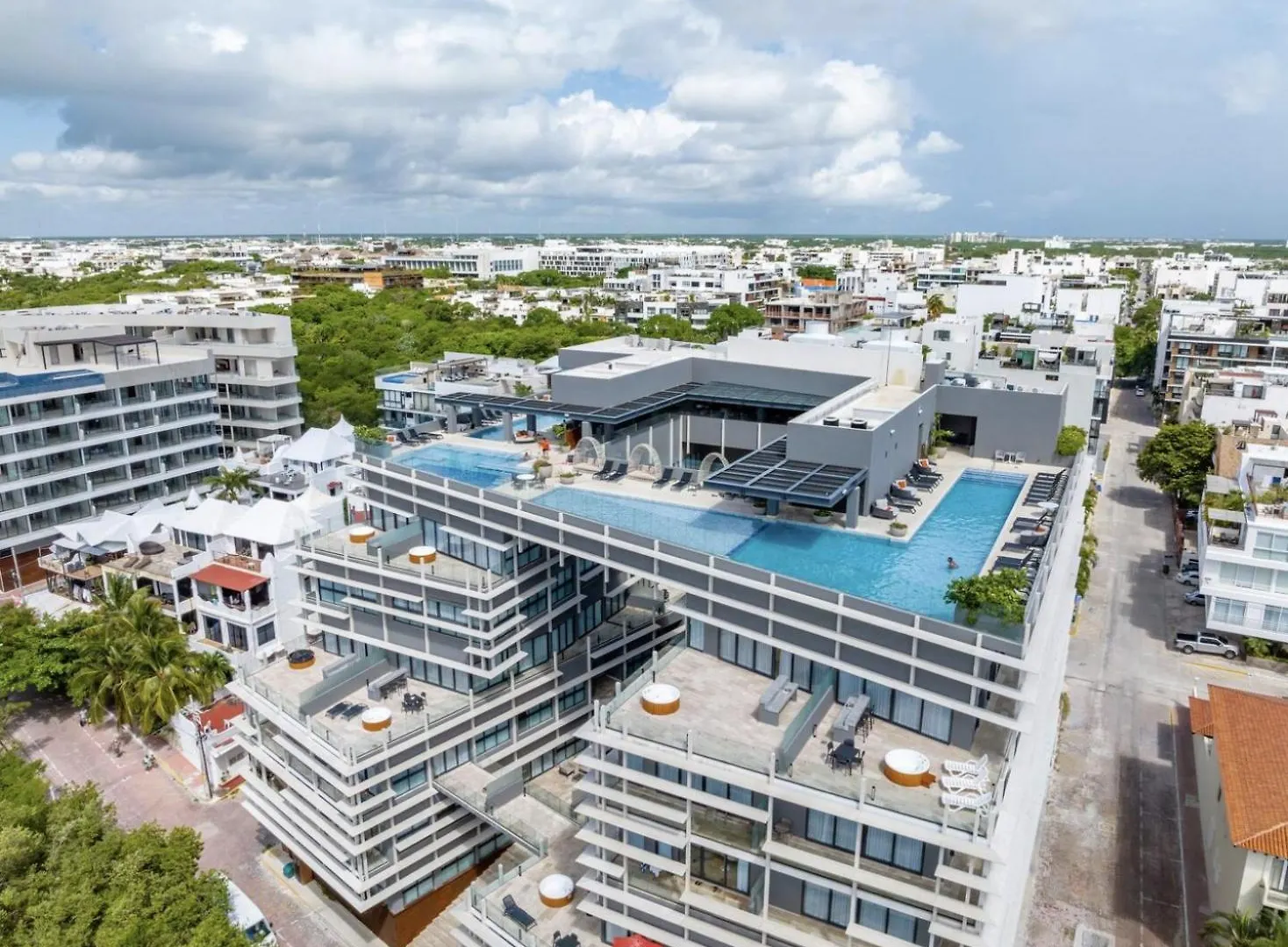 Luxury 1Br Condo-Amazing Oceanviews Prime Location Close To Beach Playa del Carmen Mexico