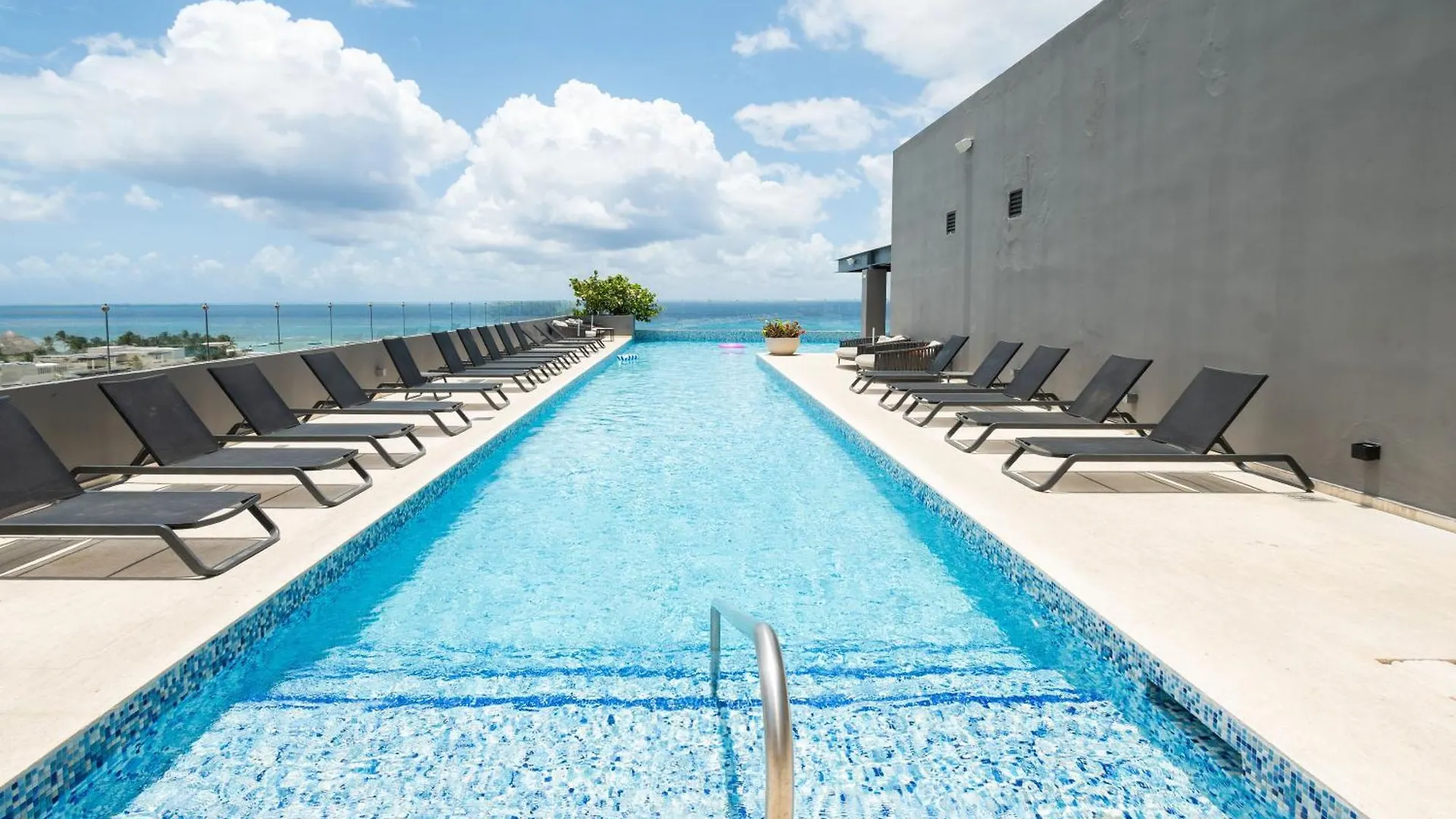 Apartment Luxury 1Br Condo-Amazing Oceanviews Prime Location Close To Beach Playa del Carmen