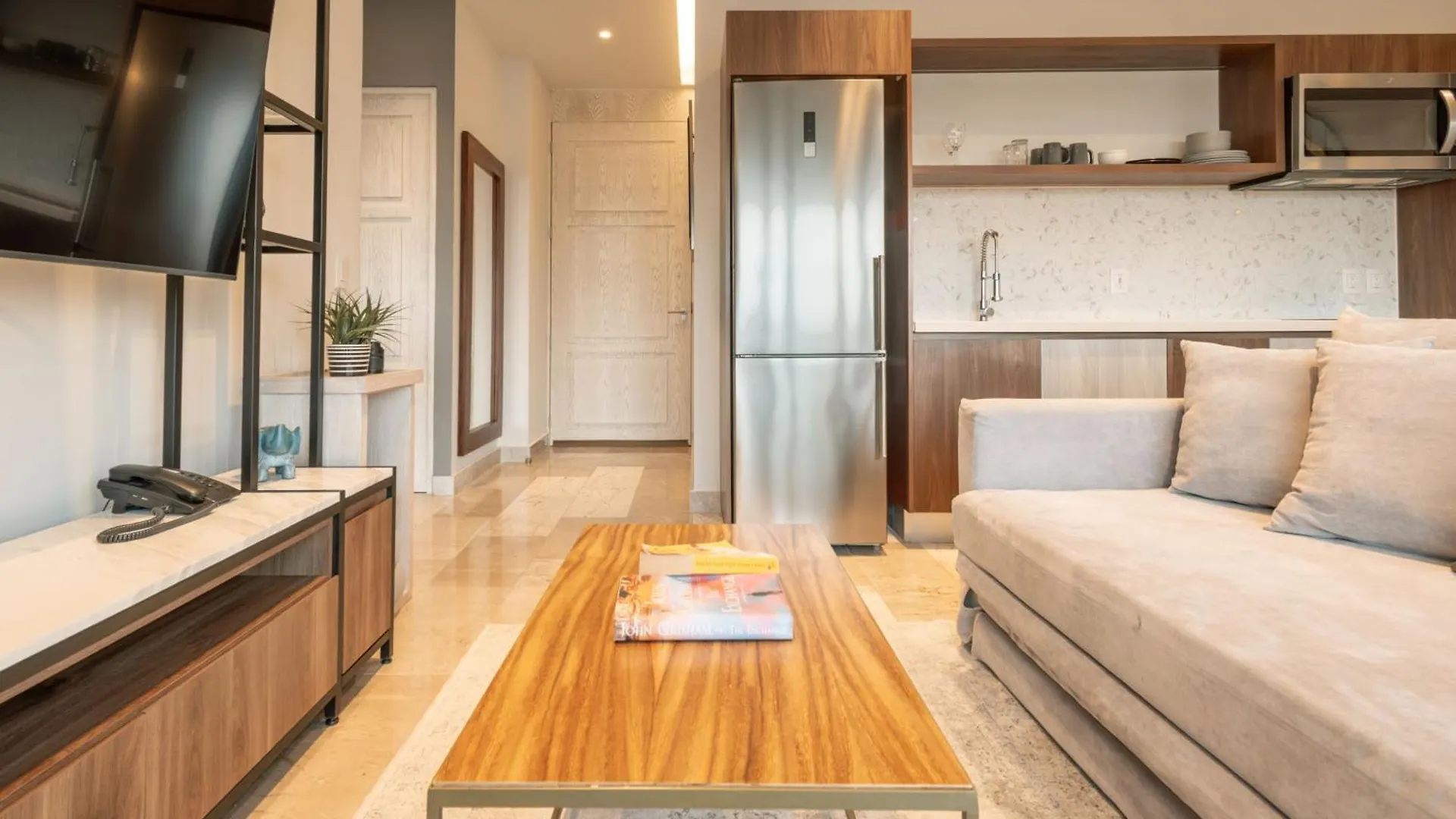 Luxury 1Br Condo-Amazing Oceanviews Prime Location Close To Beach Playa del Carmen